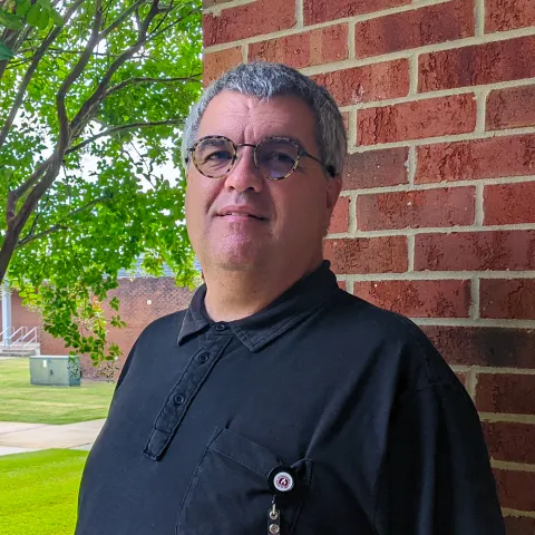 Faculty - Chris-Bennett