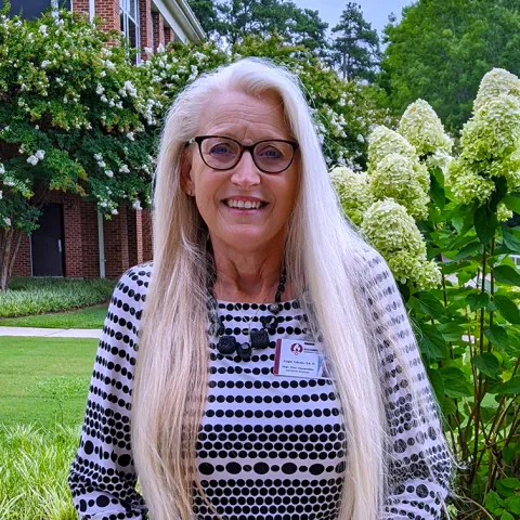 Faculty - Dr. Angie-Adams