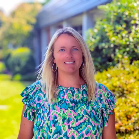 Faculty - Holli-Brown