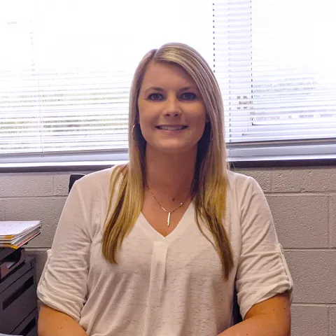 Faculty - Katelynn-Arner
