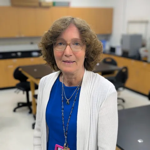 Faculty - Mary-Evans