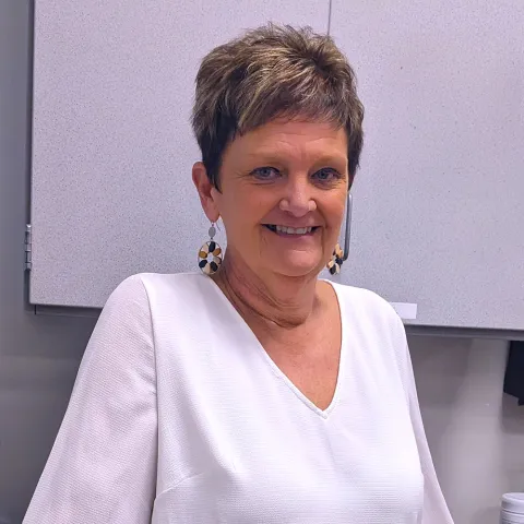 Faculty - Renea-Craven