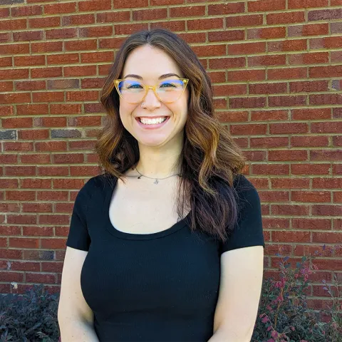 Faculty - Shae-Stewart