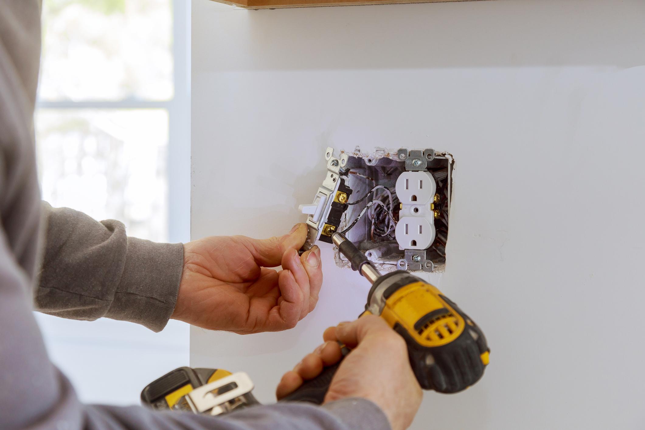 Banner Electrician.jpg