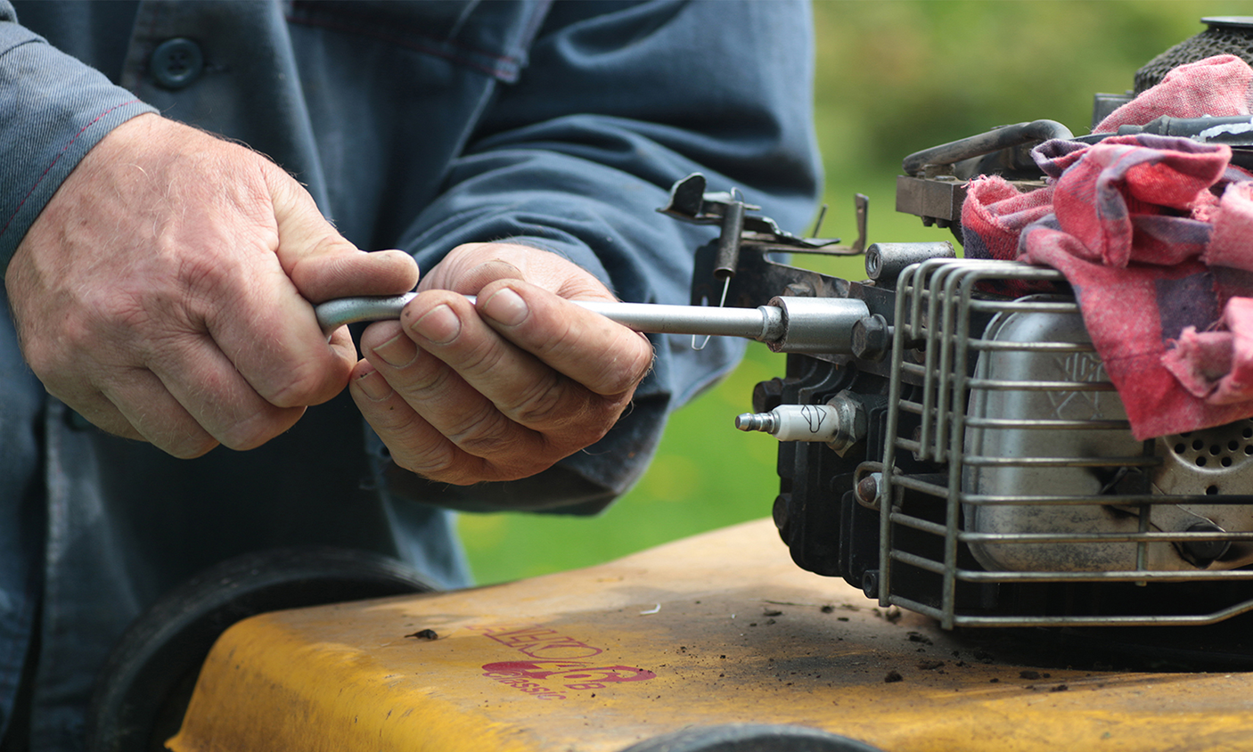 Banner Small_Engine_Repair_Website.png