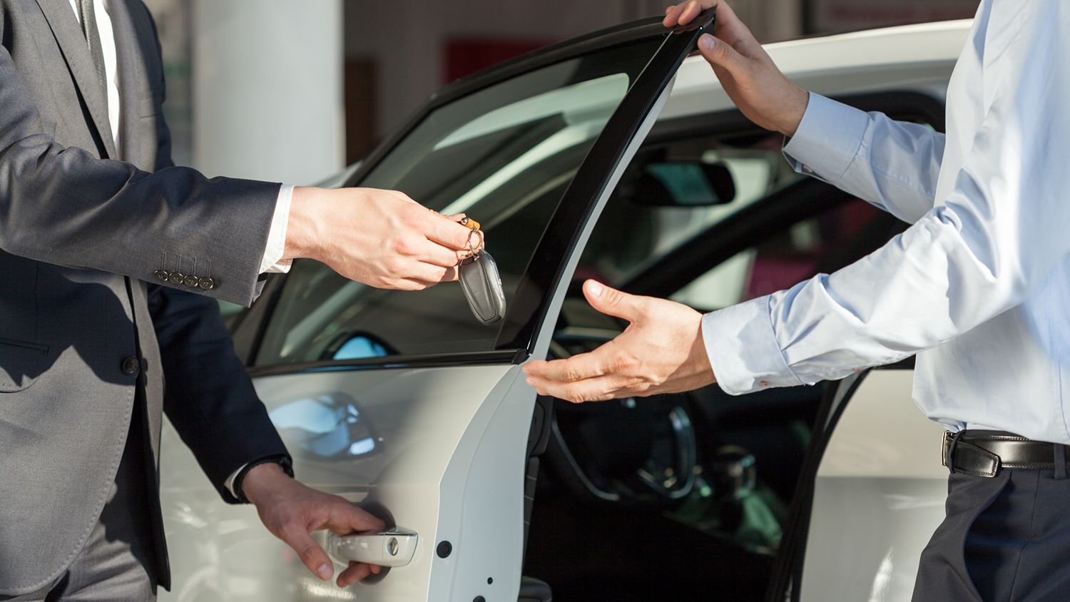 Banner auto_dealers_license_renewal_website.png